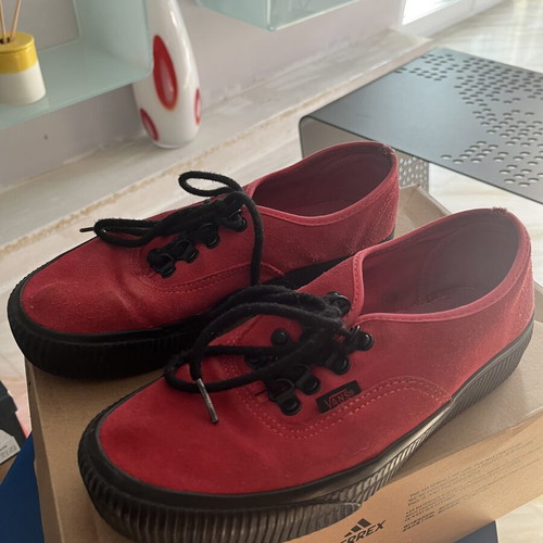 Vans sneakers used, size 39, red