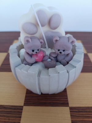 Handmade scented candle new, natural wax and porcelain container