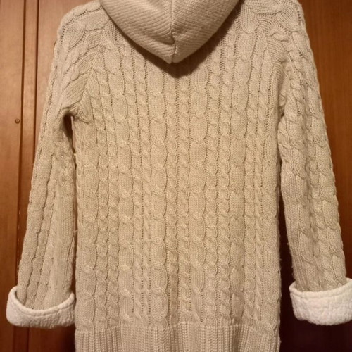 Zara Knitwear cardigan size M (38) like new, beige with fur details