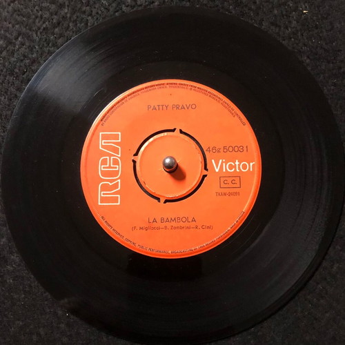 Patty Pravo La Bambola vinyl 7", 45 RPM, single used, pop