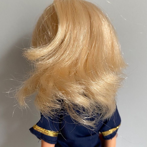 Vintage Sindy Pedigree doll used for repair or parts