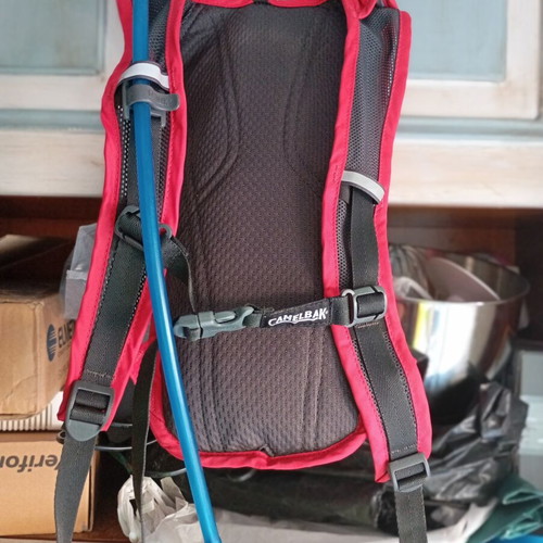 Camelbak backpack with 1.5 liter hydration reservoir like new