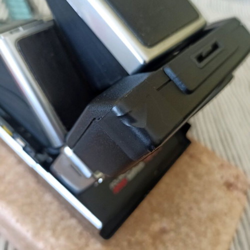 Polaroid SX-70 Sonar μεταχειρισμένη με original συσκευασία και manual