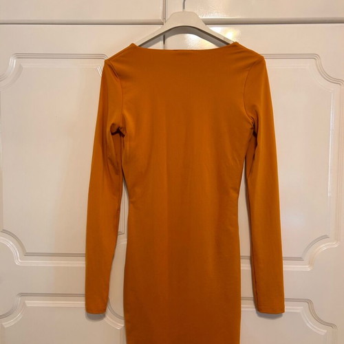 Tally Weijl dress XS long sleeve new, ochre color