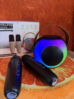 Wireless Karaoke Speaker με 2 ασύρματα μικρόφωνα και RGB φωτισμό σαν καινούργιο