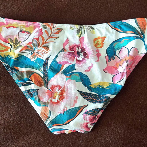 Bikini bottom, size Small, floral pattern