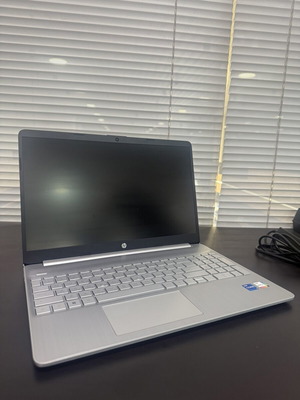 HP 15s-fq2021nv laptop μεταχειρισμένο, Intel Core i7, 16GB RAM, Windows