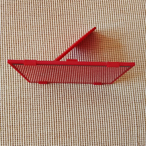 Plastic children's photo frames in red, like new