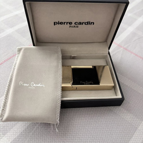 Pierre Cardin lighter black and gold 90s like new