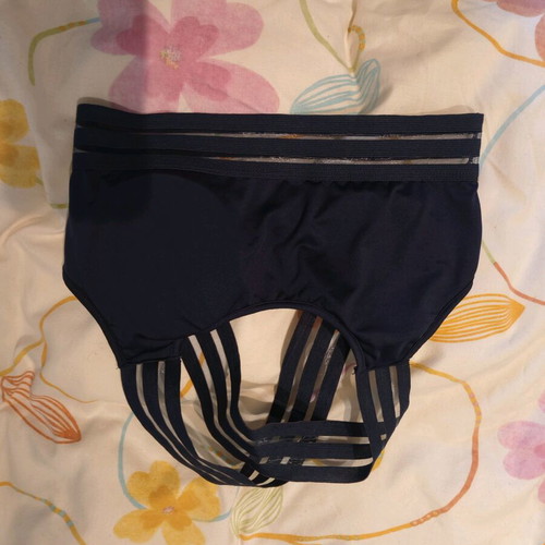 Sports bras like new, pack of 3, size S