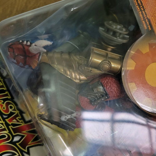 Hasbro Duel Masters Deathliger Deluxe Figure Gatling new