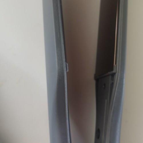 Kemei Hair Straightener with Ceramic Plates new