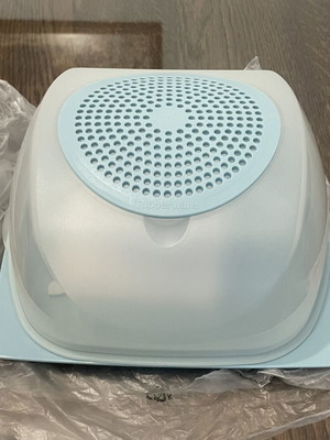 Tupperware Cheese Smart medium size