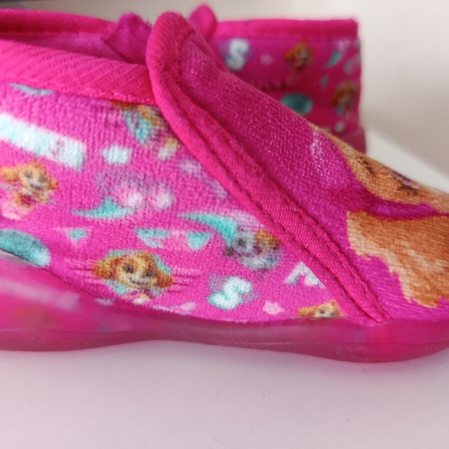 Paw Patrol Skye Pink Slippers Size 23 Like New