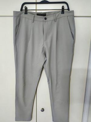 Men's beige pants used, slim fit fabric size L