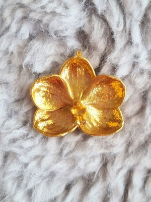 Orchid Antique Metal Pin gold color like new