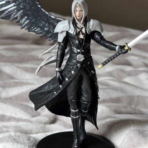 Final Fantasy Sephiroth figure new, 28 cm