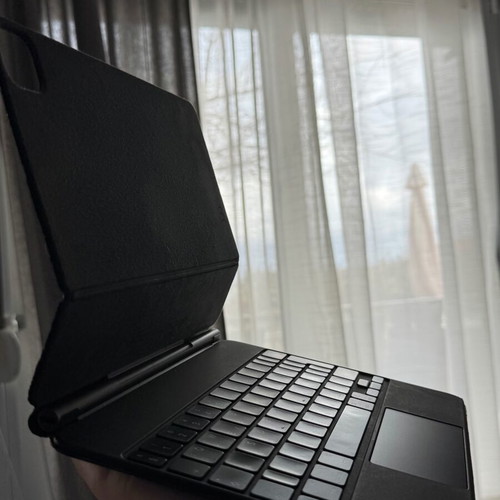 Apple Magic Keyboard used for iPad Pro & iPad Air 11inch and later