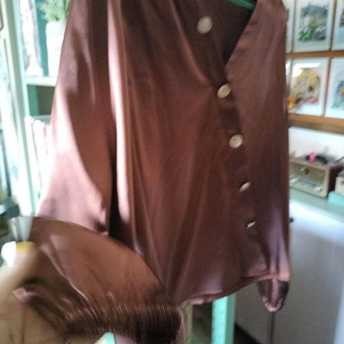 Shein satin shirt brown like new, size L
