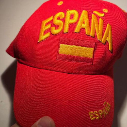 España jockey hat new, red with embroidered flag
