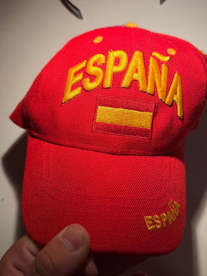España jockey hat new, red with embroidered flag