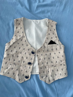 Children's vest for boy up to 18 months like new, unused