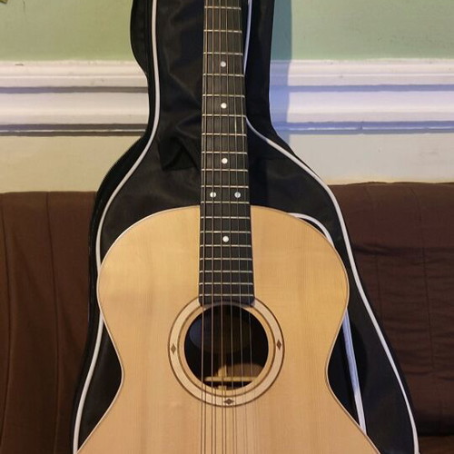 Rebetokitharo like new with strong sweet sound