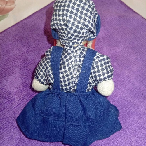 Collectible porcelain doll new, 13cm