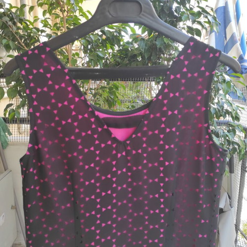Estel midi sleeveless dress with geometric lace pattern, black and pink, size S 44