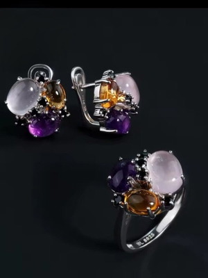 Silver jewelry set with natural gemstones