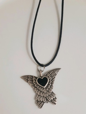 Silver 925 pendant wings like new
