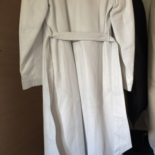 Vintage 90s leather coat Χουνταλας like new, white, size M