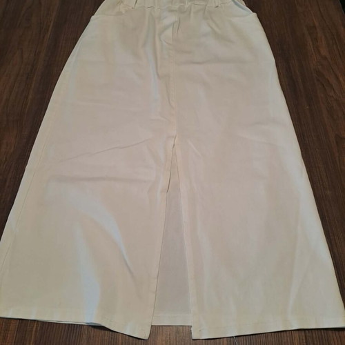 White skirt size M 38 10