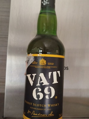 Vat 69 vintage ουισκι 30 ετών κλειστό, καινούργιο