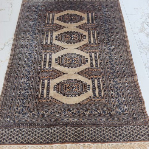 Handmade rug like new