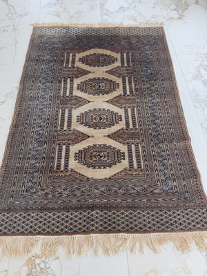 Handmade rug like new