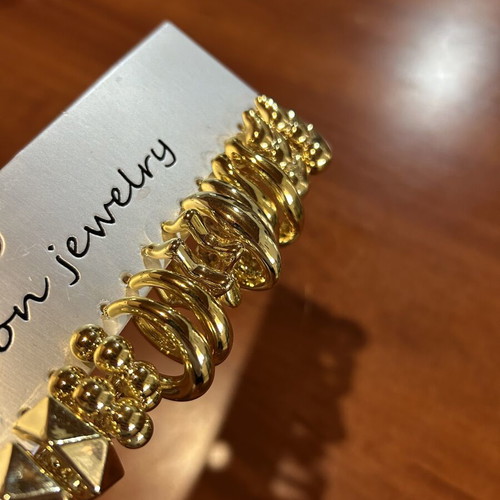 Gold earrings set new, 10 pairs, lightweight and hypoallergenic