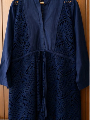 Linen dress with guipure dark blue Zara like new