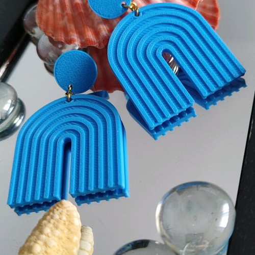 Blue hanging earrings new, stud type
