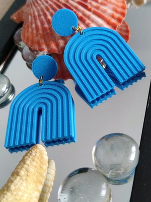 Blue hanging earrings new, stud type