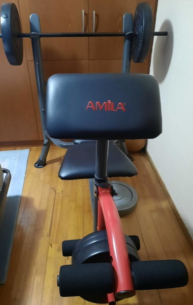 Πάγκος γυμναστικής χωρίς βάρη.