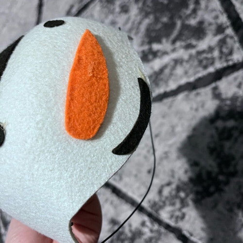 Snowman hat like new