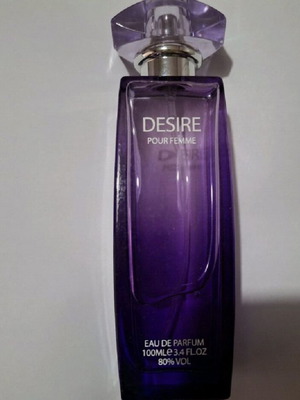 Desire perfume pour femme 100ml like new