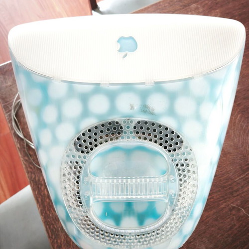 Apple G3 desktop computer used, dalmatian blue 2001 model
