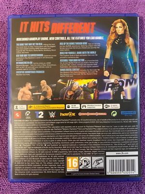 WWE 2K22 PS5 game, fighting