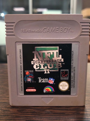 NFL Quarterback Club II Nintendo Gameboy used