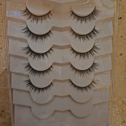 False eyelashes new, all together