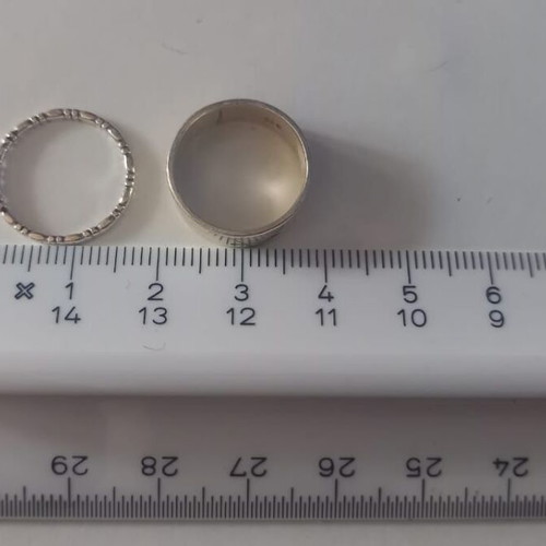 Set of two silver 925 rings like new