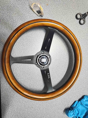 Nardi Torino Sport steering wheel new with mounting kit