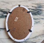 Oval ceramic frame like new